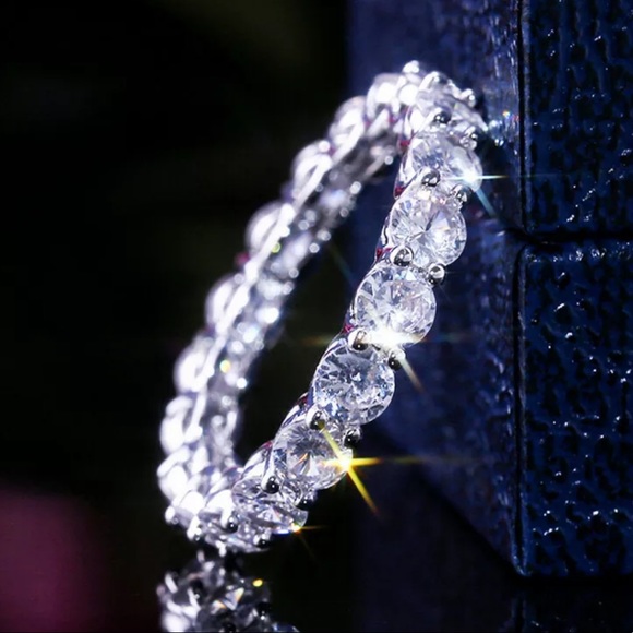 NEW💍DIAMOND 925 STERLING SILVER ENGAGEMENT RING - Picture 4 of 6